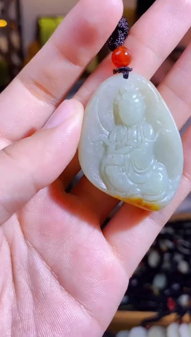 颈饰未镶嵌和田玉1