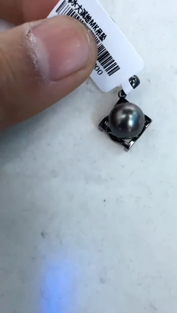 【闪购商品】海水珍珠颈饰银S925镶嵌吊坠