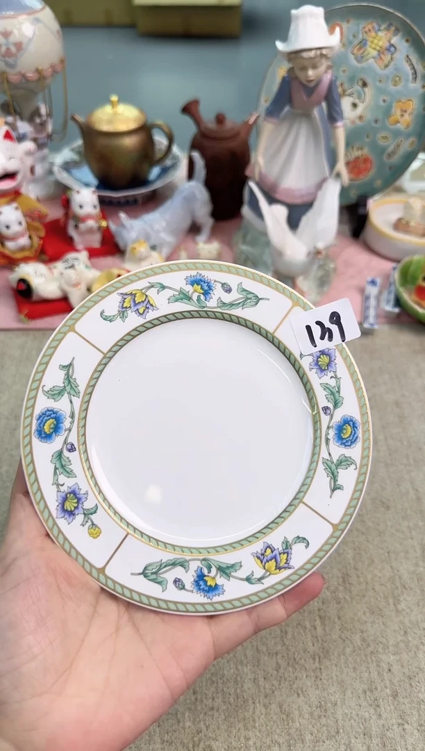 瓷片泡泡家的瓷器真好看
