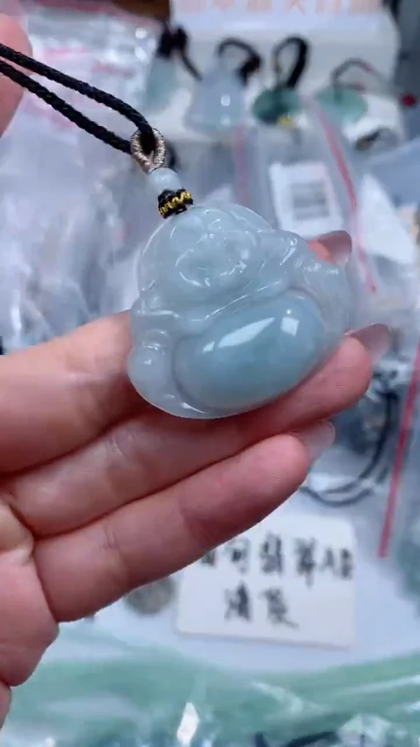 颈饰未镶嵌翡翠吊坠