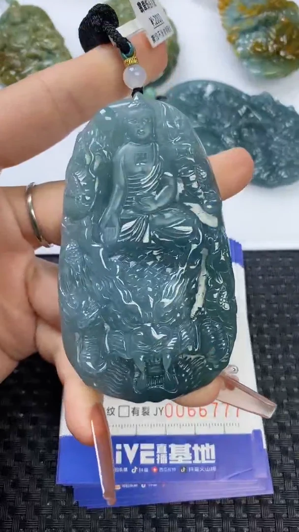 【闪购商品】翡翠颈饰未镶嵌纯天然翡翠A货