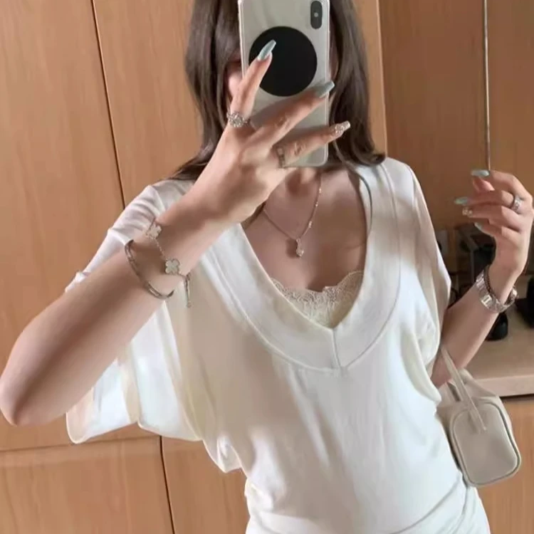 松弛感纯欲风V领蝙蝠袖T恤女夏季辣妹设计感收腰显瘦短袖上衣百搭