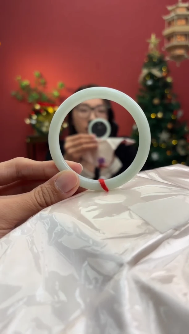 未镶嵌手镯（圆镯）翡翠翡翠手镯5