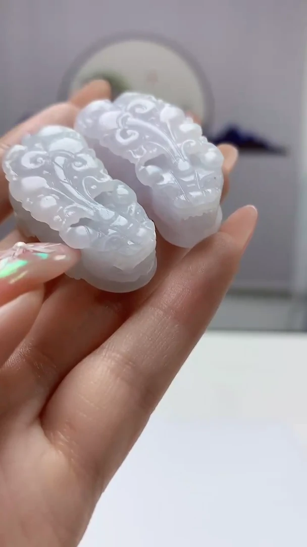 【闪购商品】定制翡翠未镶嵌3916DD-毛货挂件105