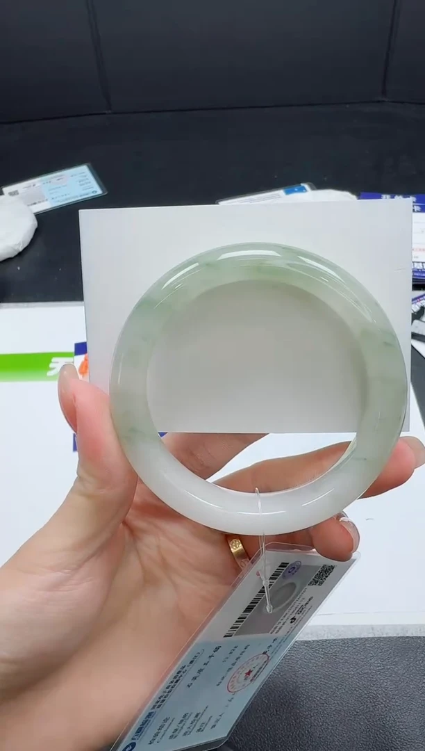 未镶嵌手镯石英质玉0187-56