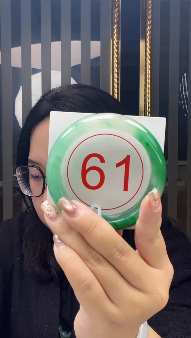 未镶嵌手镯石英质玉23