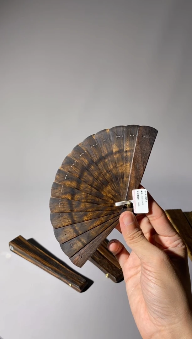 金丝楠皓***8064号10cm小叶桢楠掌中扇