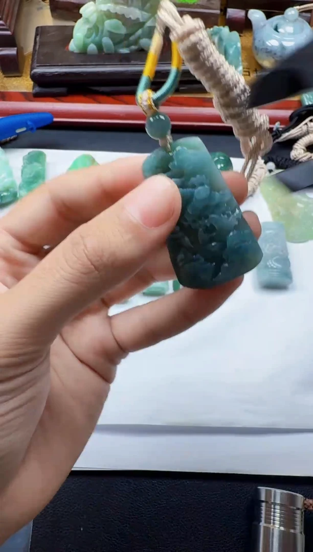 吊坠(不含链)未镶嵌翡翠1