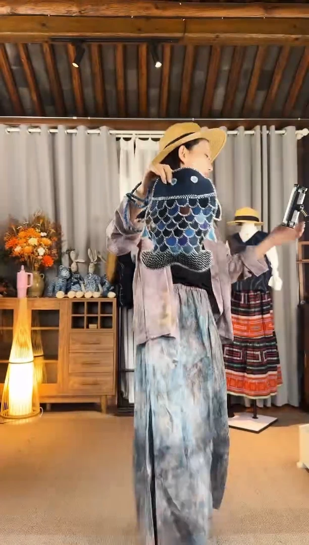 设计师款小鱼包包