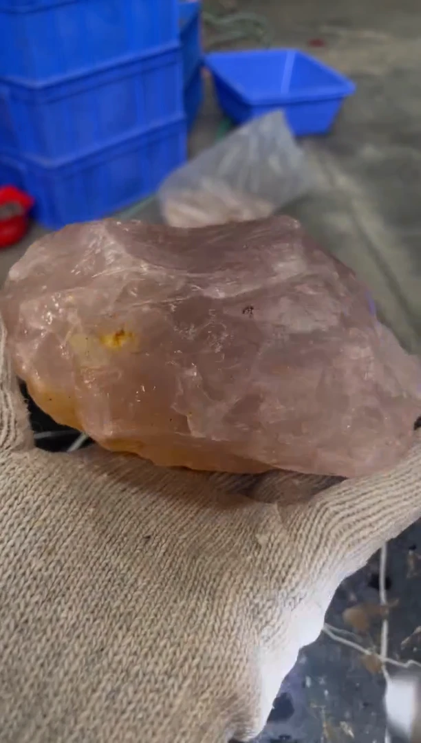 【闪购商品】芙蓉石原石未镶嵌天然粉水晶原石摆件