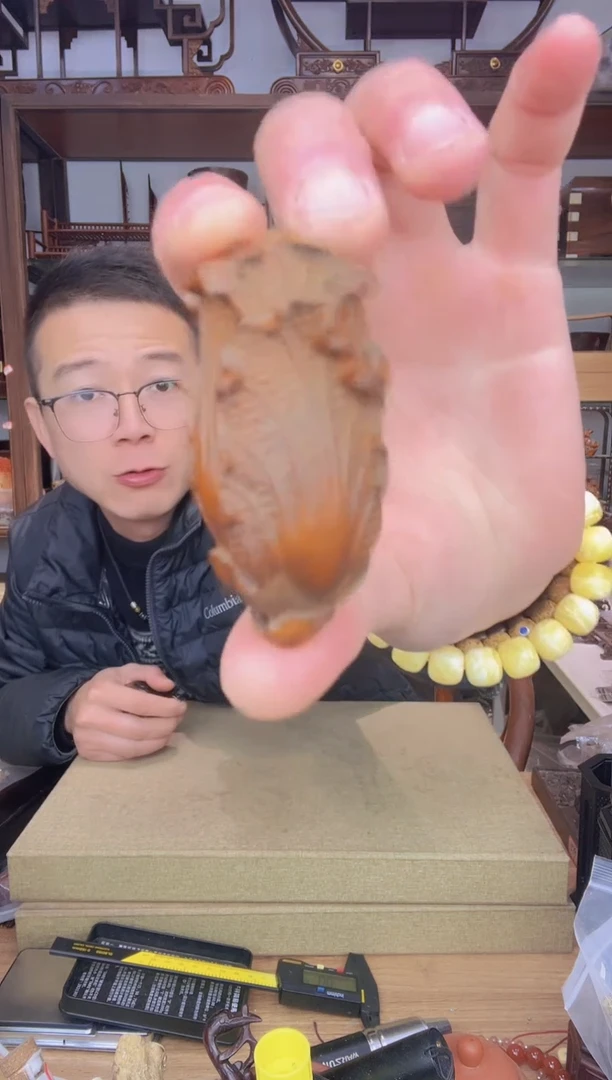 【闪购商品】乌木类书架669黄杨做旧白菜手把件