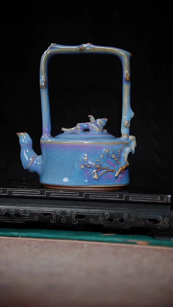 236-1岁寒三友提梁壶（星航大师作品）