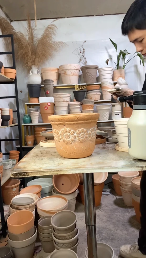 瑕疵无售后23*19红陶 1盆无托