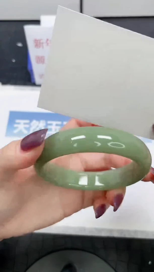 【闪购商品】石英质玉手镯未镶嵌307-60