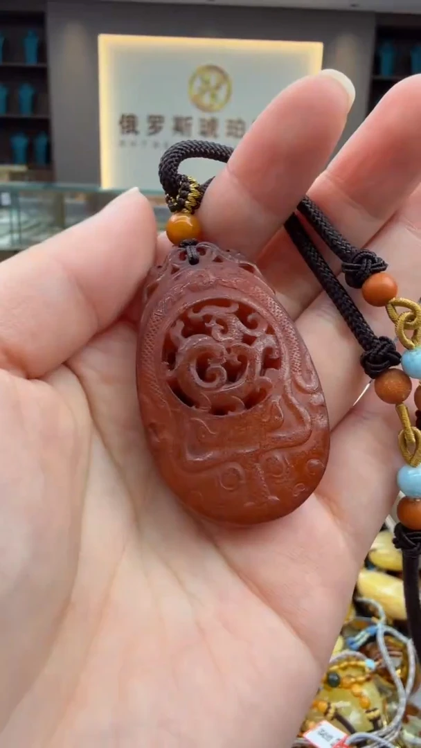 琥珀颈饰未镶嵌252秒拍号 假一罚三