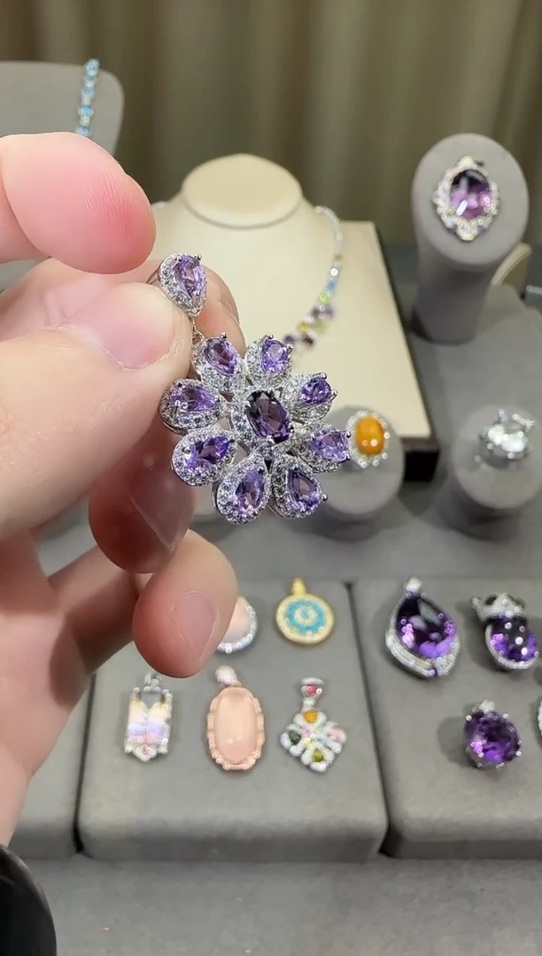 颈饰银S925镶嵌紫晶5*7mm吊坠繁花设计款