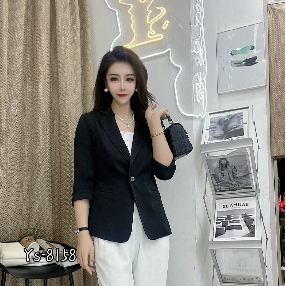 8158 【断码轻奢款】 夏装上新百搭中袖暗花气质显瘦修身小西服 YS