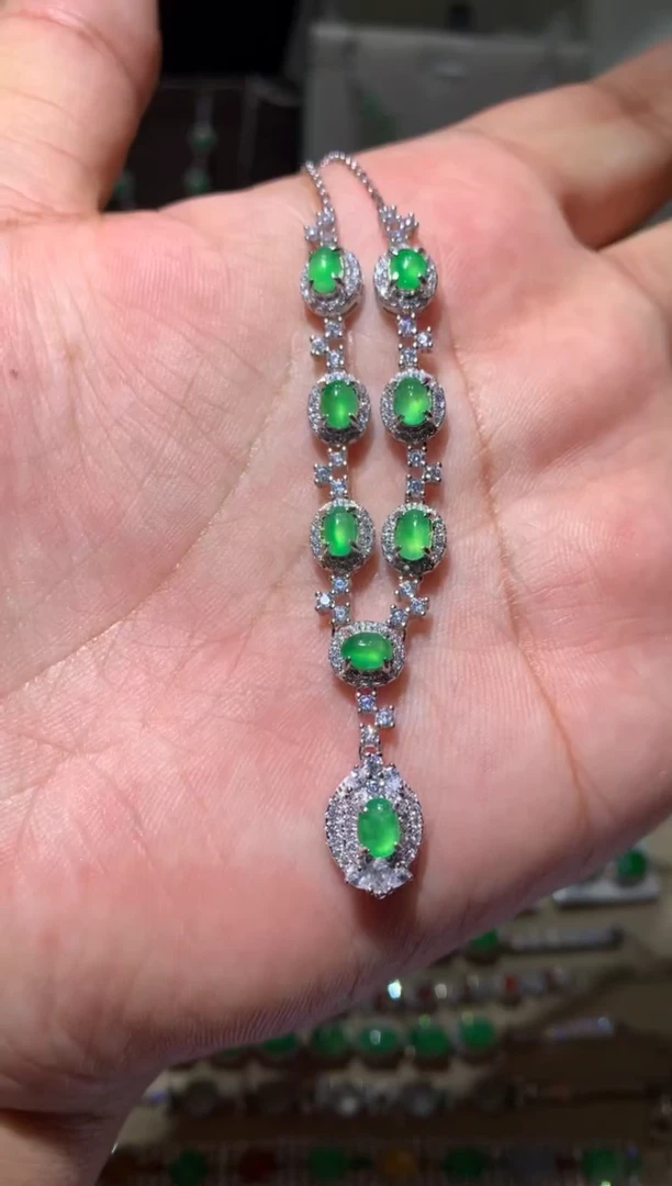 银S925镶嵌翡翠耳饰项链