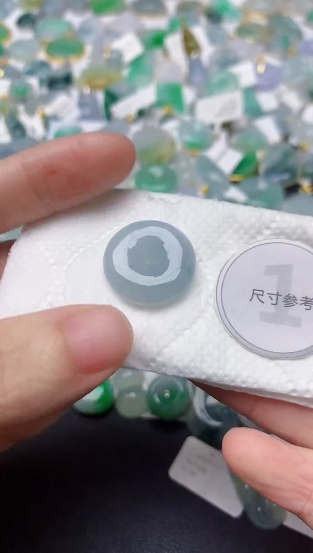 颈饰未镶嵌翡翠天然缅甸A货翡翠