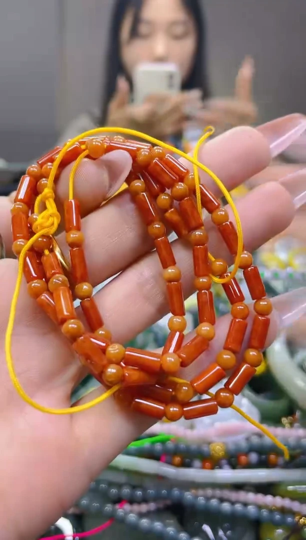 翡翠未镶嵌颈饰4MM/J/翡翠A货一图一物