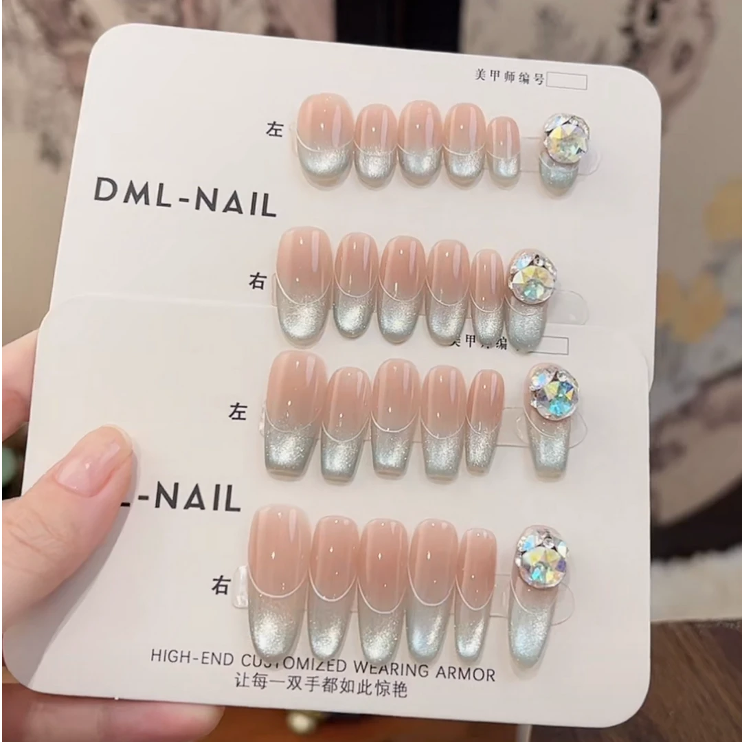 丹蜜琳【鎏荧】 12片华子款   纯手工轻奢高级穿戴甲