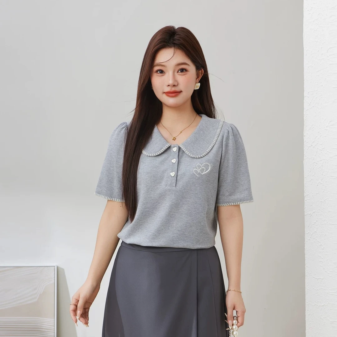 采多宝大码女装娃娃领甜美绣花针织宽松凉感减龄爱心T恤 EXZ5036