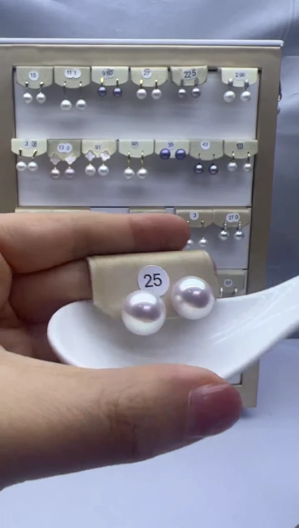 【闪购商品】淡水珍珠耳饰银S925镶嵌25