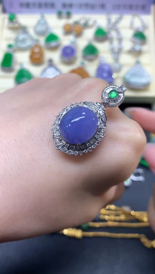 【闪购商品】翡翠吊坠(不含链)18K金镶嵌吊坠|23800+2380