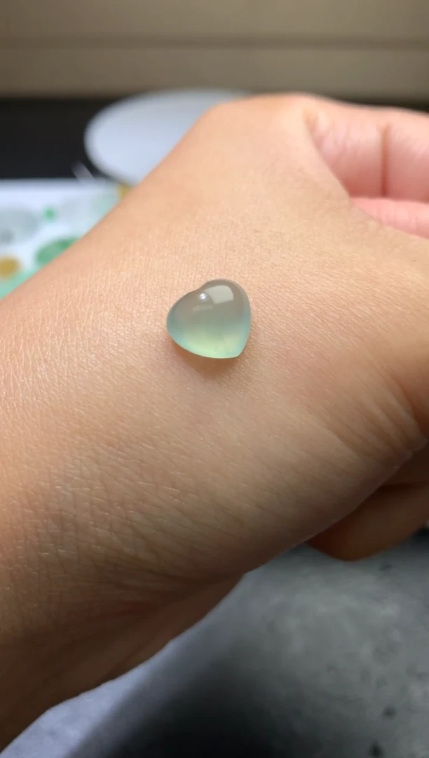 未镶嵌定制翡翠毛货 8.7-9.5-5