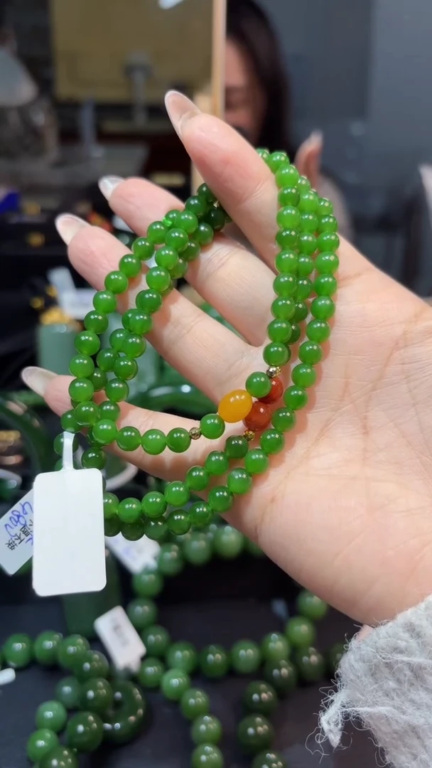 【闪购商品】和田玉（碧玉）颈饰18K金镶嵌1