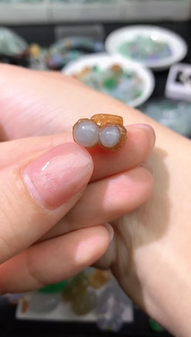 颈饰未镶嵌翡翠熙*酱吊坠
