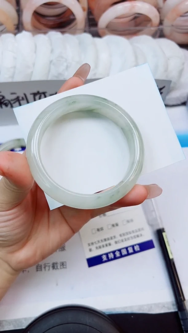 石英质玉手镯未镶嵌A39-56/57