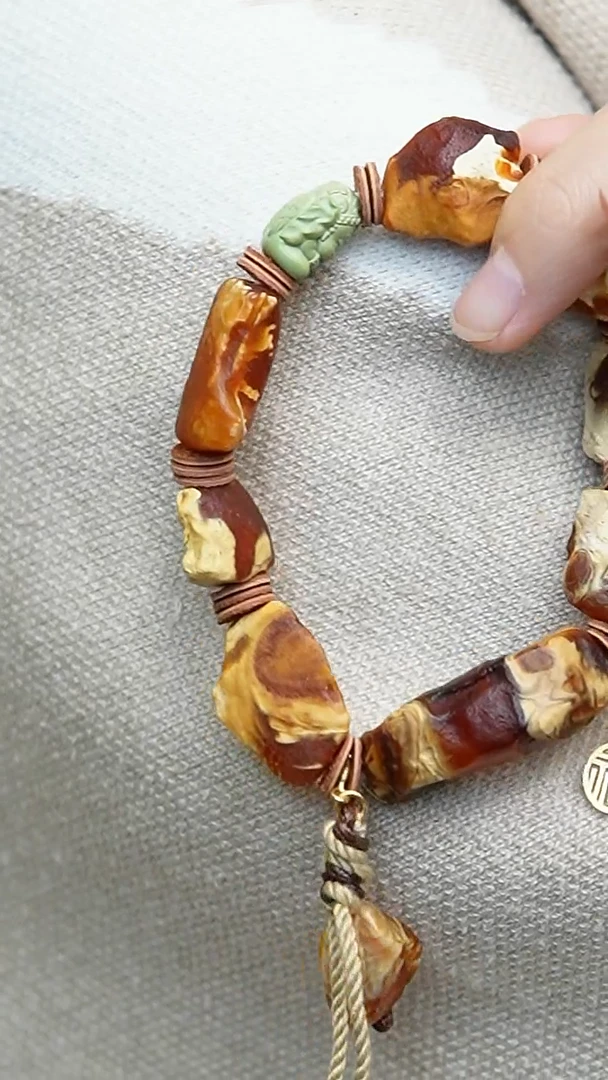 【闪购商品】琥珀裸石未镶嵌原石