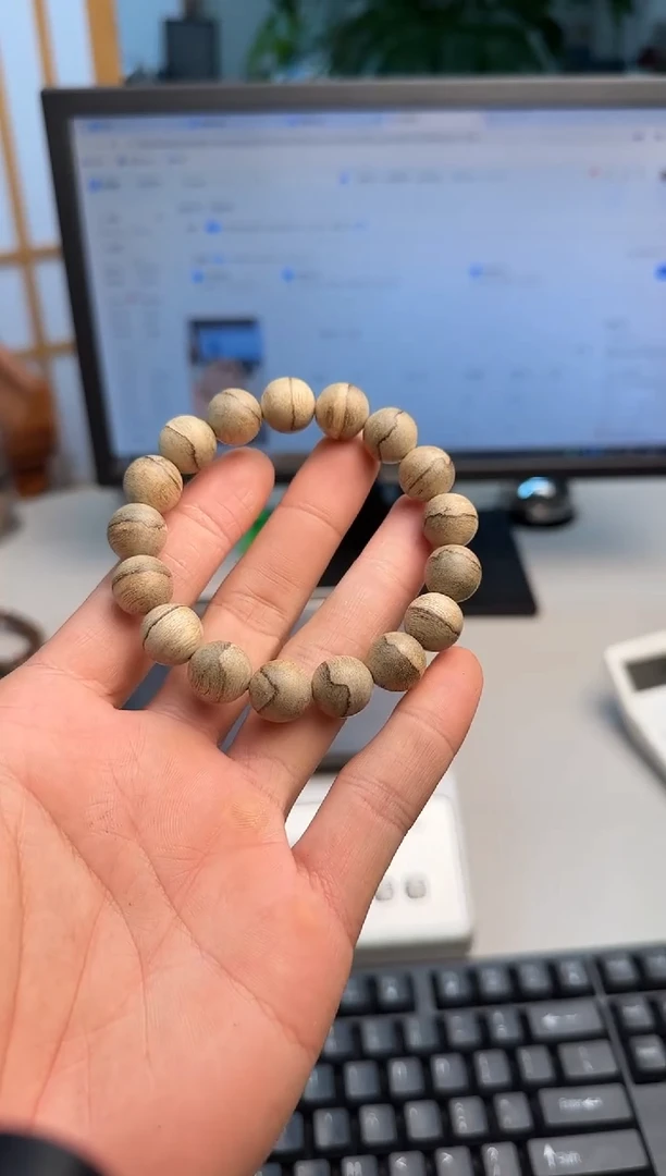 沉香手串正区达拉干沉香