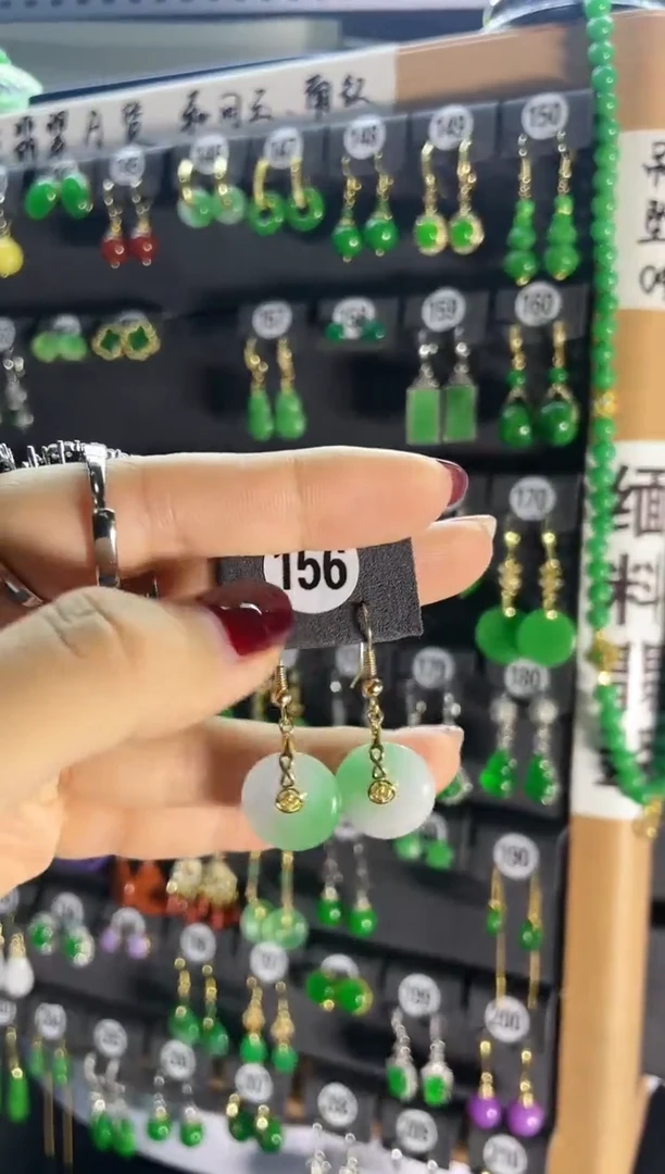 【闪购商品】翡翠耳饰银S925镶嵌156....