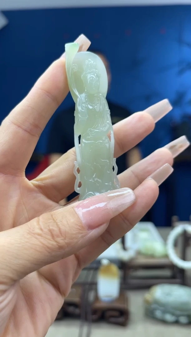 和田玉未镶嵌颈饰1