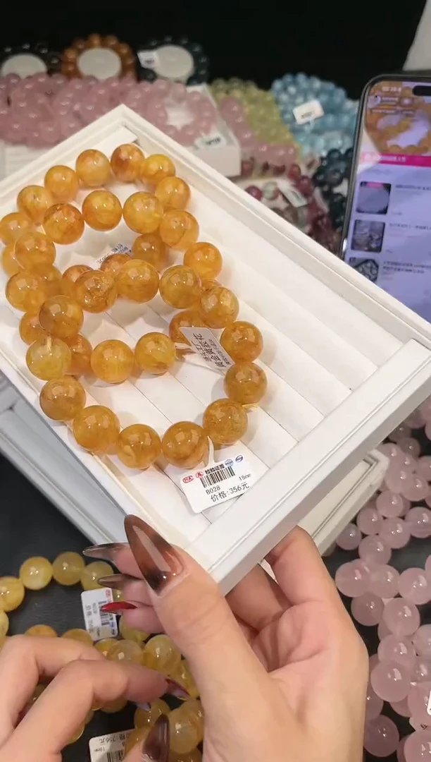 【闪购商品】水晶手链未镶嵌多样性发一黄胶花18mm