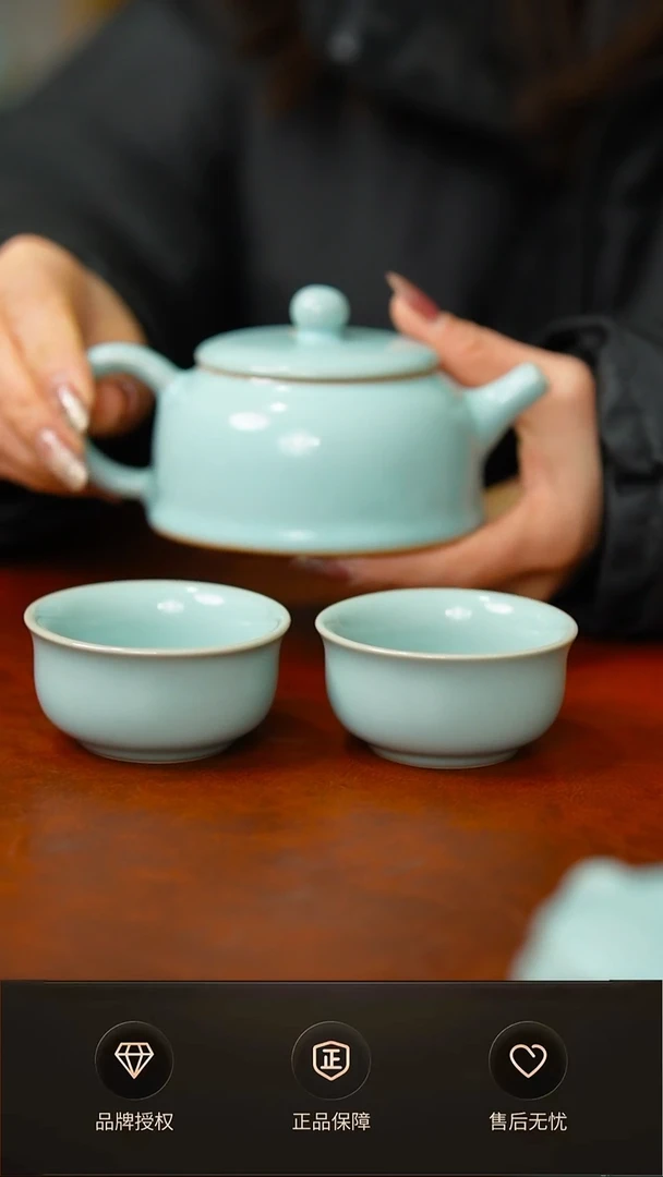 天青臻稀半月壶不完美 一壶两杯