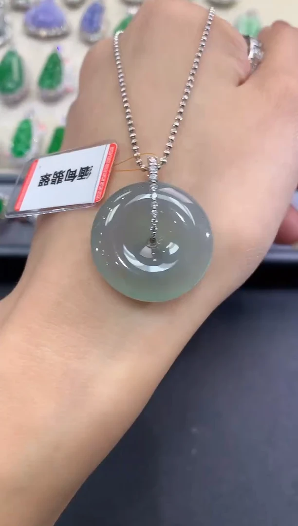 【闪购商品】翡翠吊坠(不含链)18K金镶嵌a42