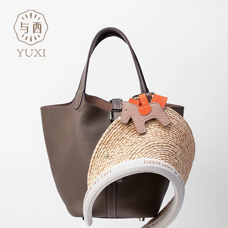 YUXI/与西新款热销帽子夹高级感外出便携强吸力帽子收纳神器