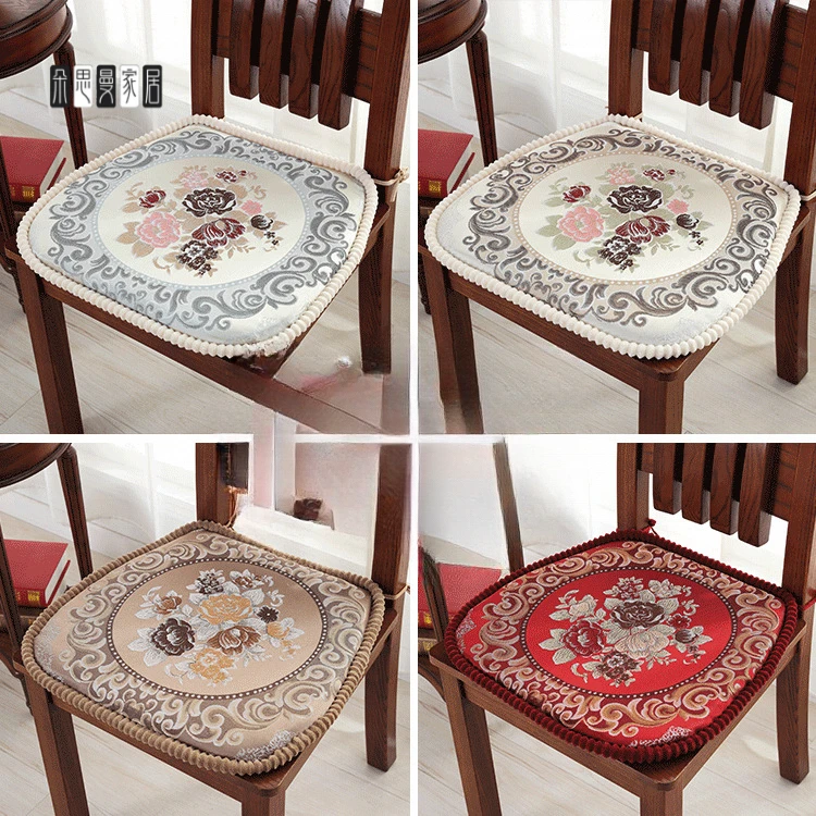 朵思曼实体店地摊热卖秋冬椅子垫餐椅垫凳子坐垫有绑带保暖屁垫批