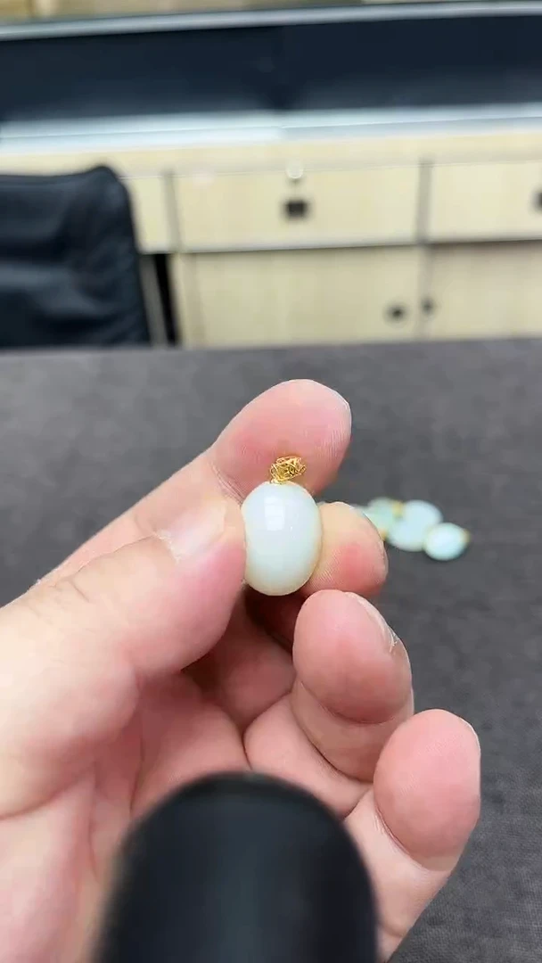 欧泊银S925镶嵌颈饰0011白冰欧泊