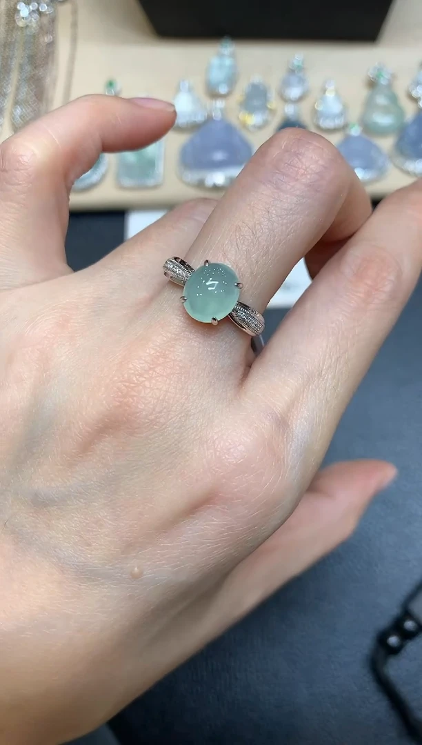 【闪购商品】翡翠戒指18K金镶嵌【无服务费