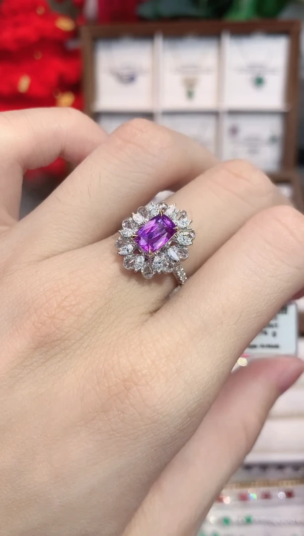 戒指彩色蓝宝石18K金镶嵌2.14ct/天然宝石/七天无理由