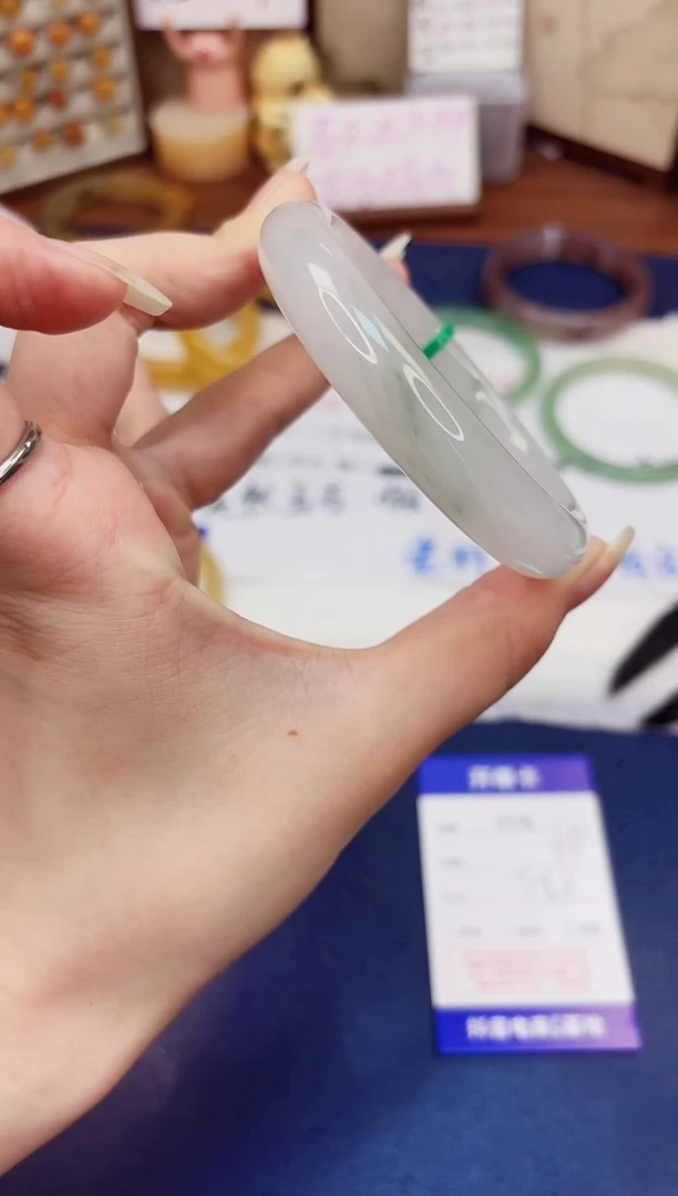 石英质玉手镯未镶嵌356-天山翠-圈口58