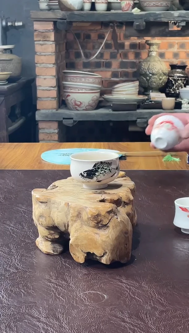 30号手绘鲑鱼磁州窑嘎嘎好