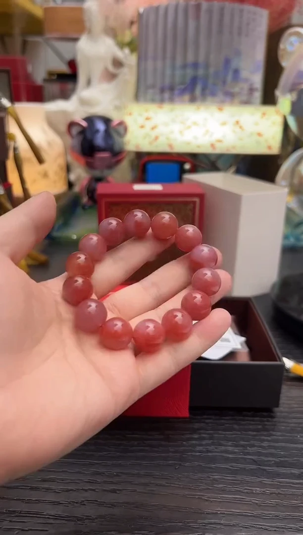 盐源绯红稀有色手串孤品