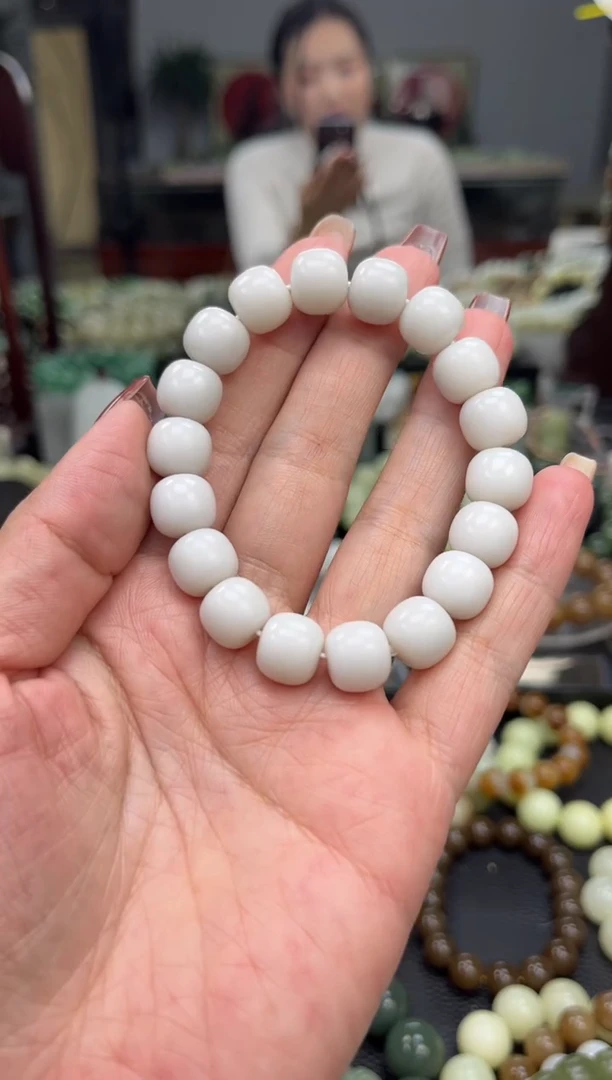 【闪购商品】和田玉手串未镶嵌白玉卡12