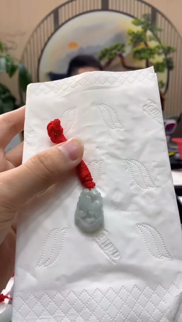 【闪购商品】翡翠颈饰未镶嵌000009392