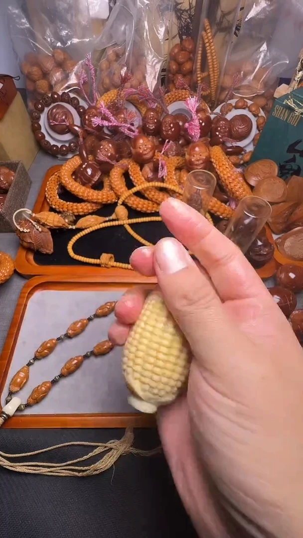 手串橄榄核ღ**子龙血金丝竹玉米